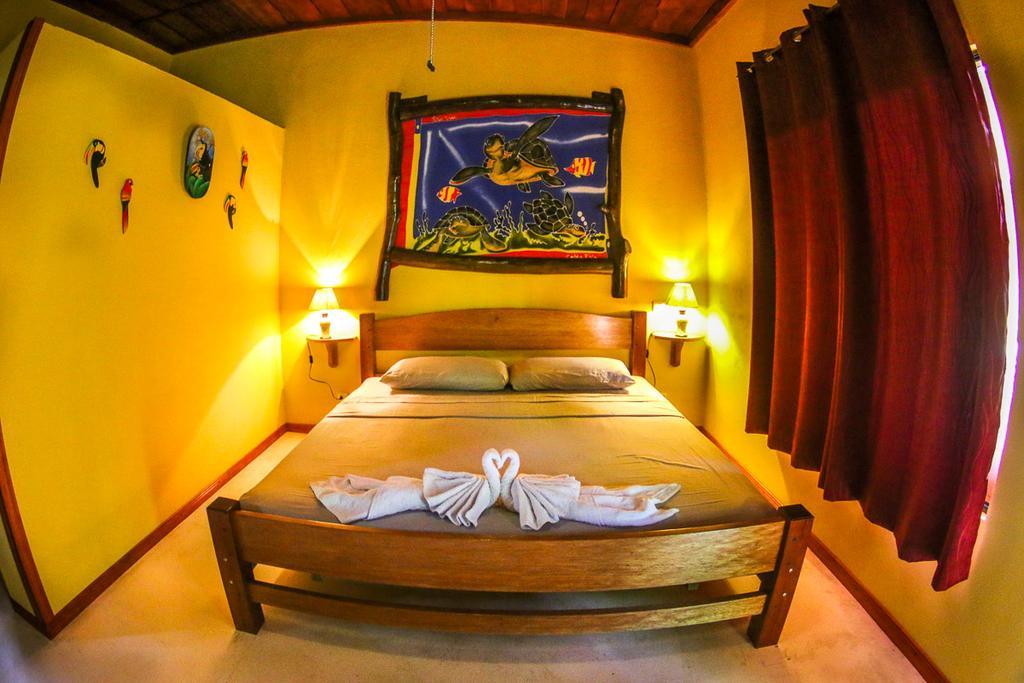 Guava Lodge Playa Matapalo Bagian luar foto