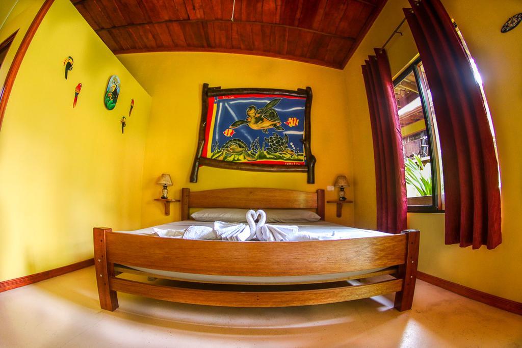 Guava Lodge Playa Matapalo Bagian luar foto