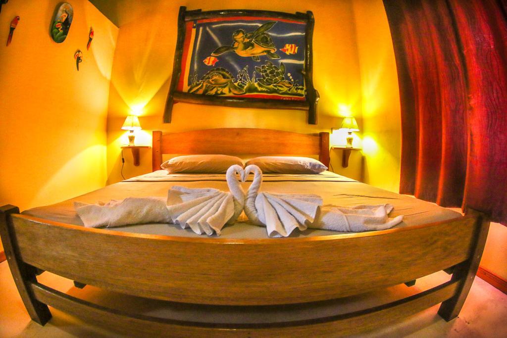 Guava Lodge Playa Matapalo Bagian luar foto