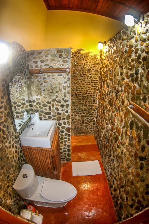 Guava Lodge Playa Matapalo Bagian luar foto