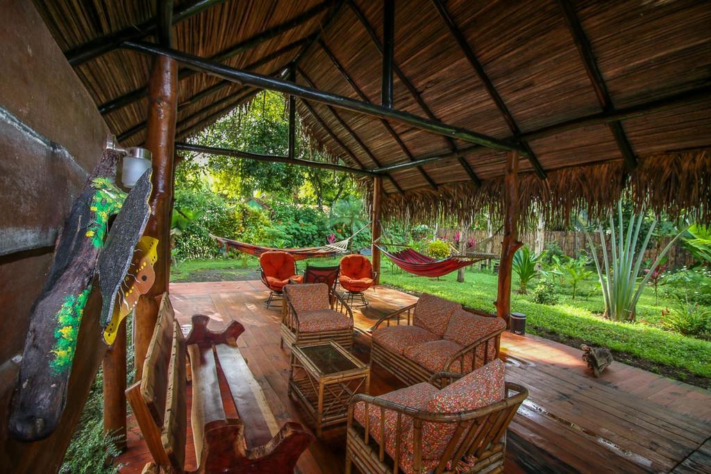 Guava Lodge Playa Matapalo Bagian luar foto